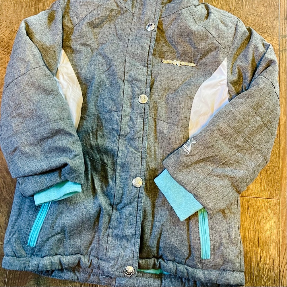 Girls jacket - Picture 2 of 8